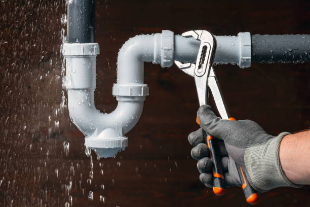 Professional Leak Detection technician working in Oakesdale, WA